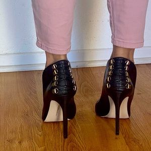 Gorgeous and elegant black high heel